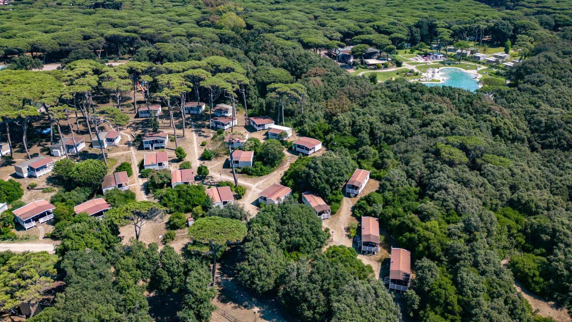 Parco Della Gallinara Лидо-дей-Пини Экстерьер фото